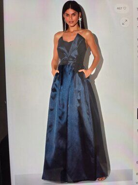 Maniju ballgown dress